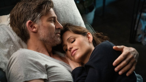 women loving women ⚢ backdrop