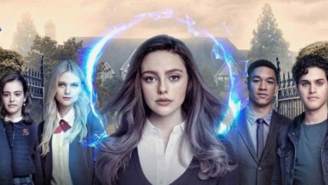 women loving women ⚢ backdrop